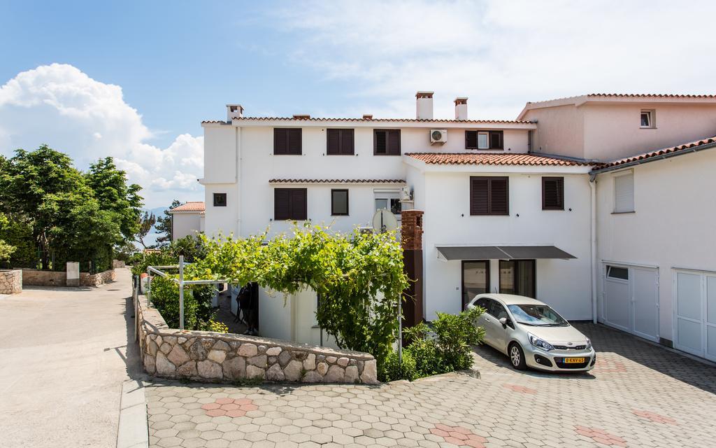 Apartment Kricin Baška Eksteriør bilde